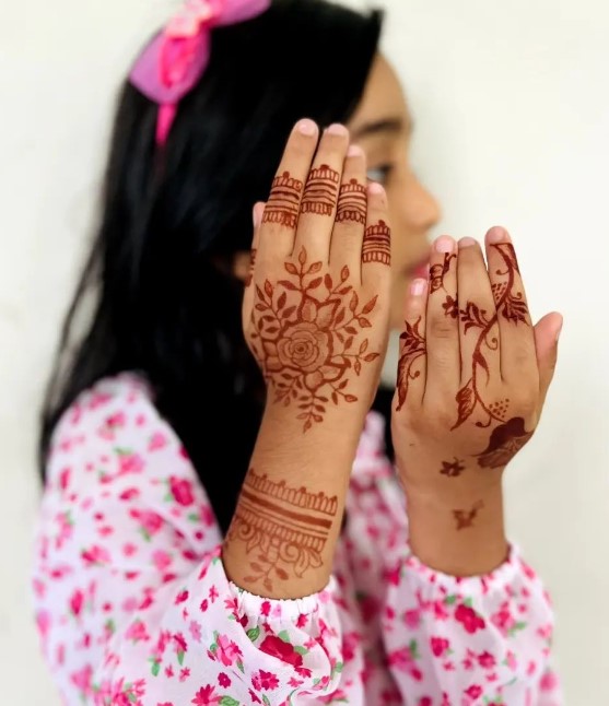 cute mehndi designs for little girls