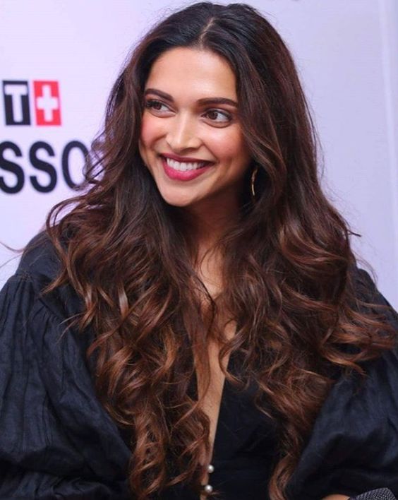 deepika layered hair