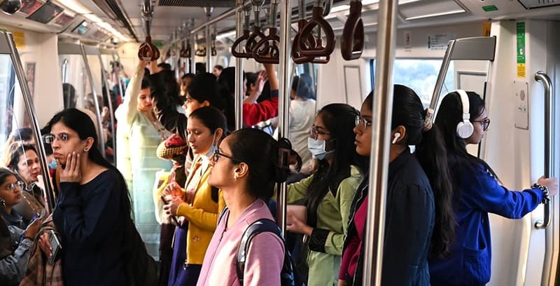 delhi metro from inside