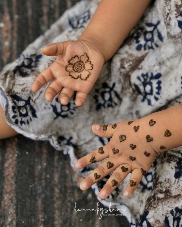simple mehndi design for children