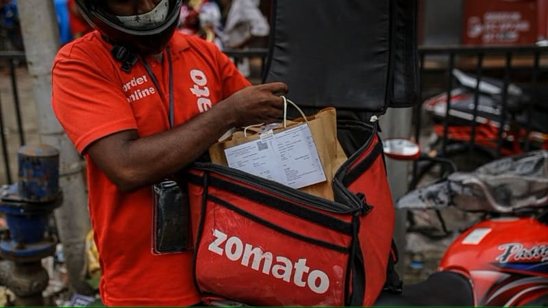 zomato delivery boy