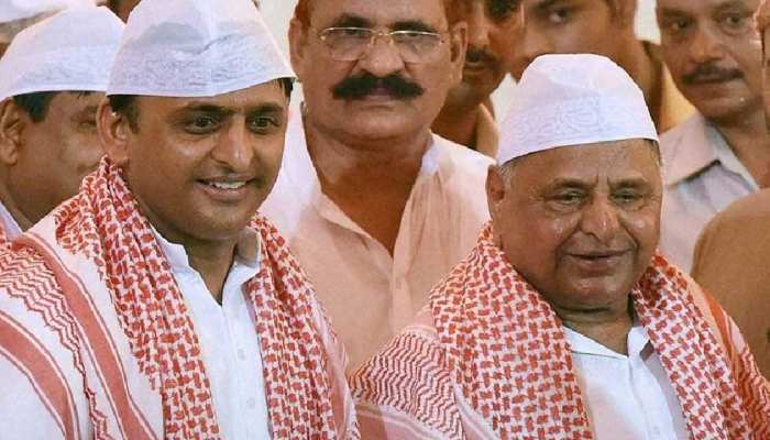 Akhilesh Yadav with Mulayam Singh Yadav