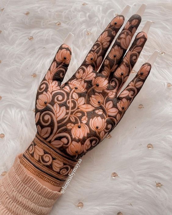 Negative lotus mehndi design