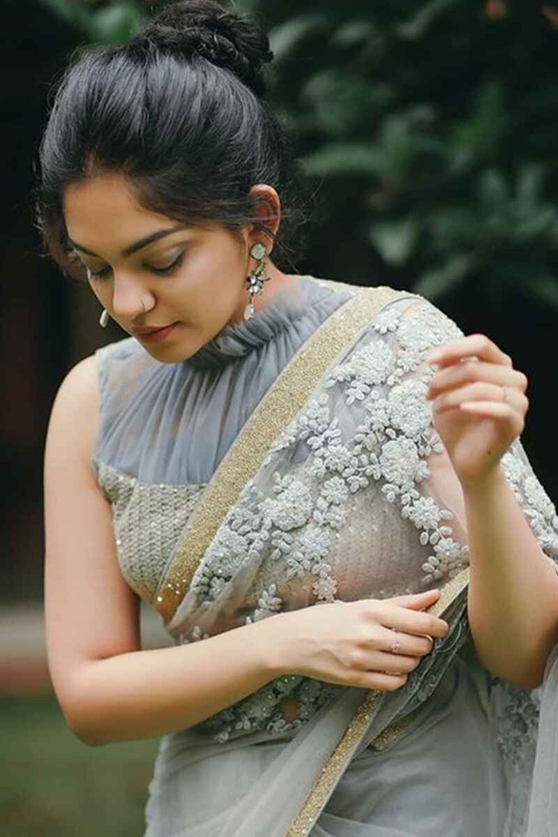 Ruched-neck-front-net-blouse-design