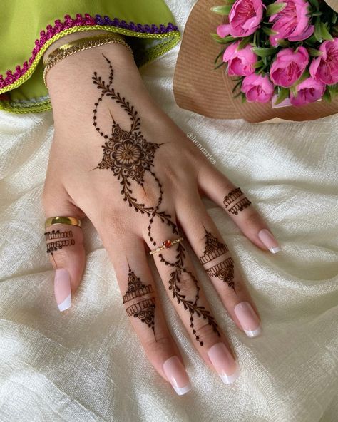 back hand mehndi new