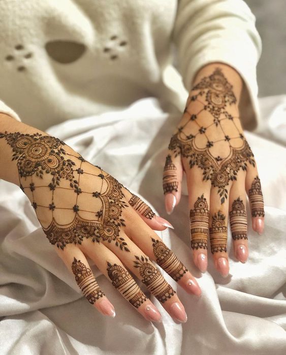 net back hand henna design