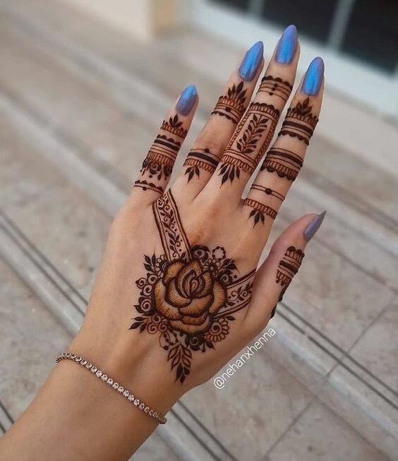 rose mehndi design back hand