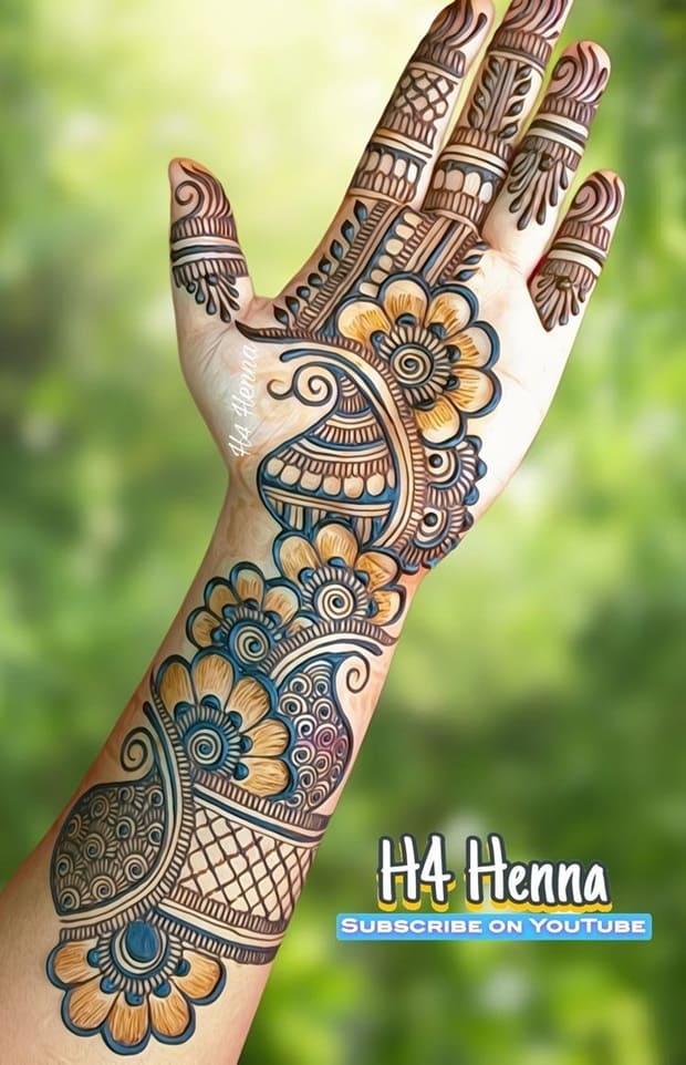 Arabic henna design front hand 