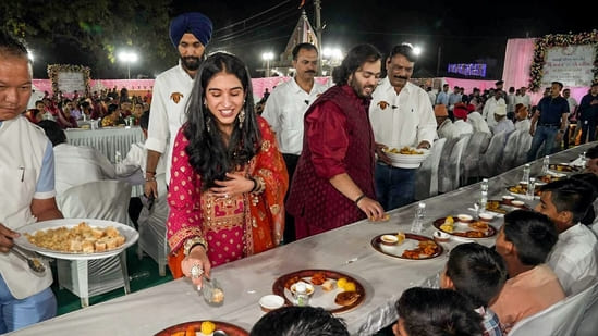 anant amabani wedding events jamnagar (1)