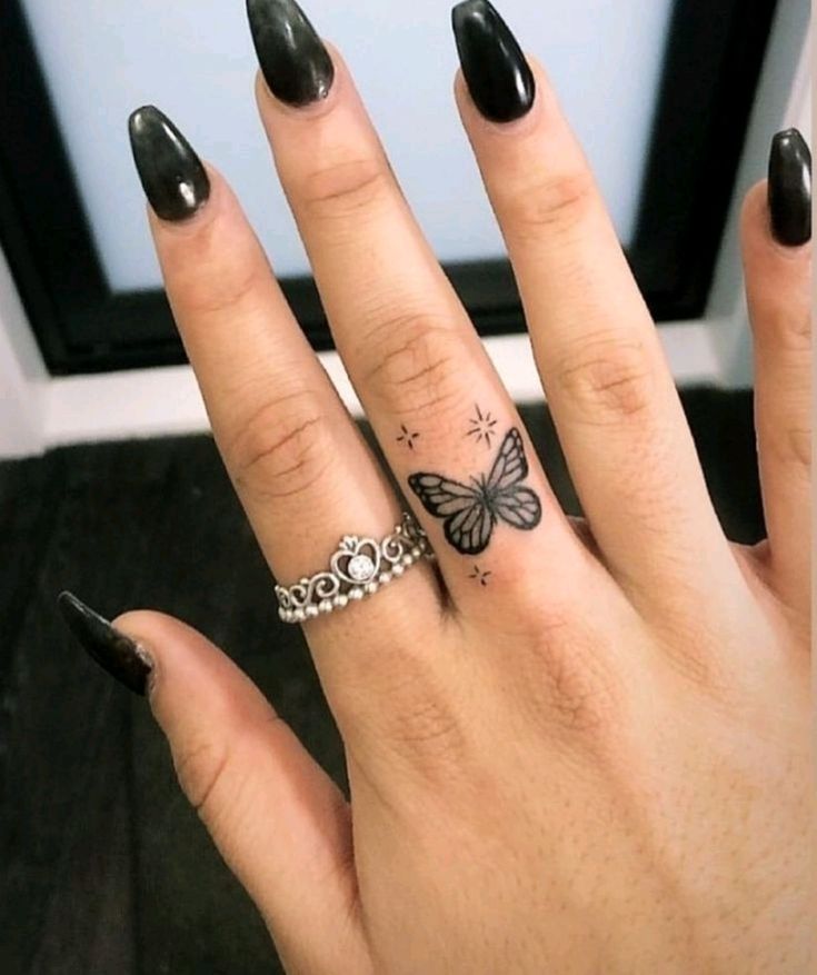 butterfly finger tattoos