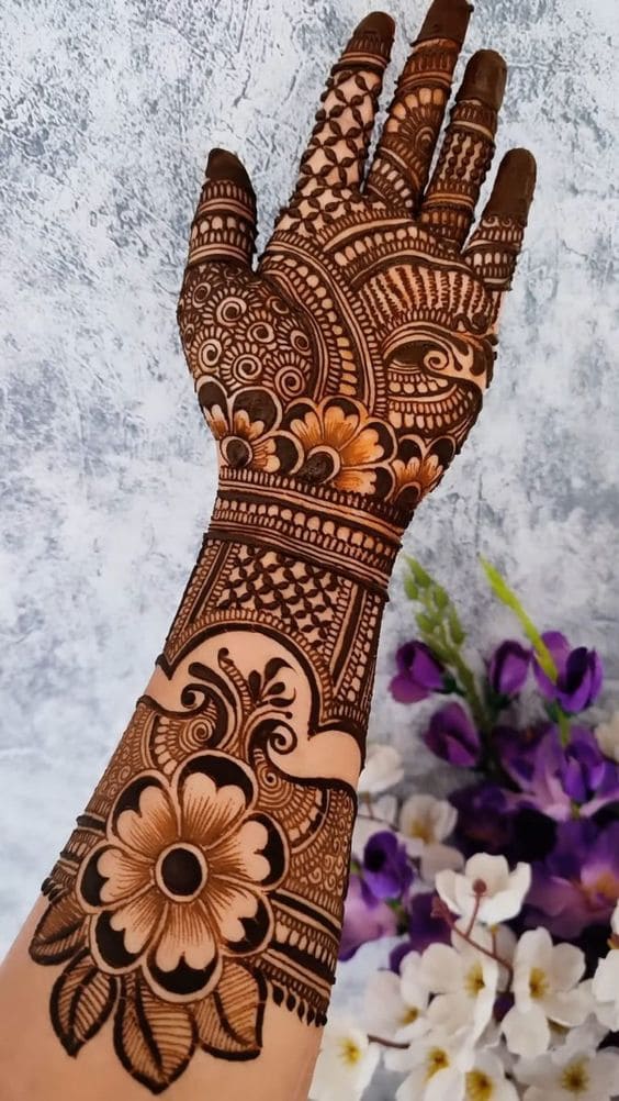 front hand arabic mehndi design 