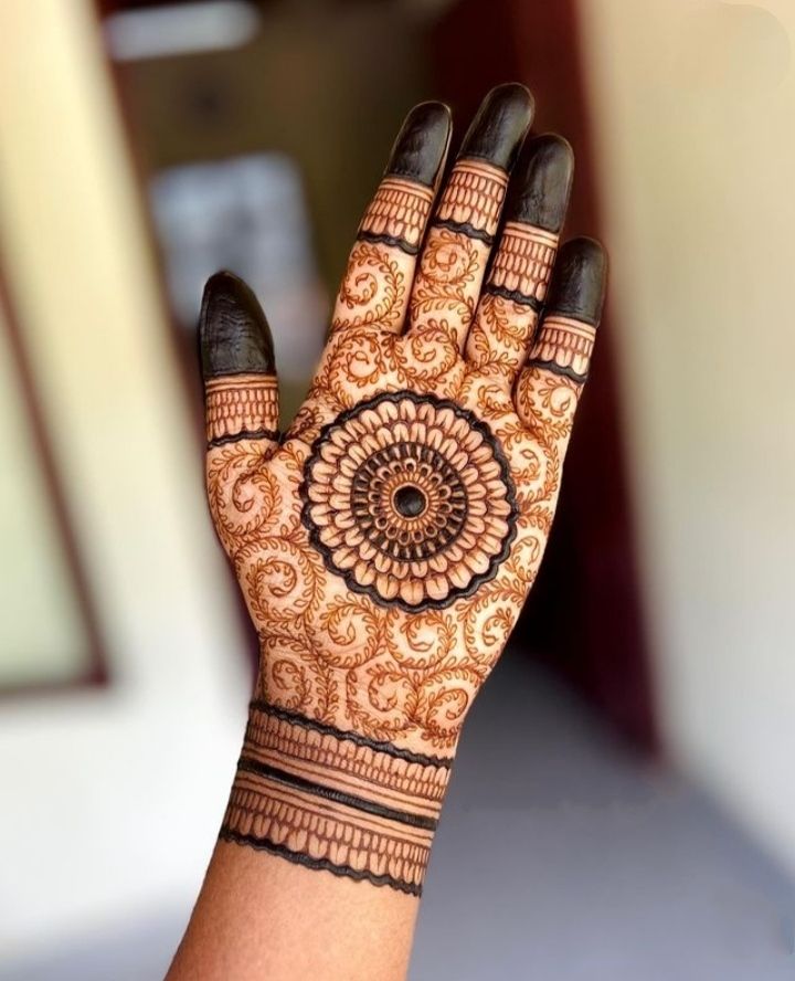 circle mehndi design for rakhi