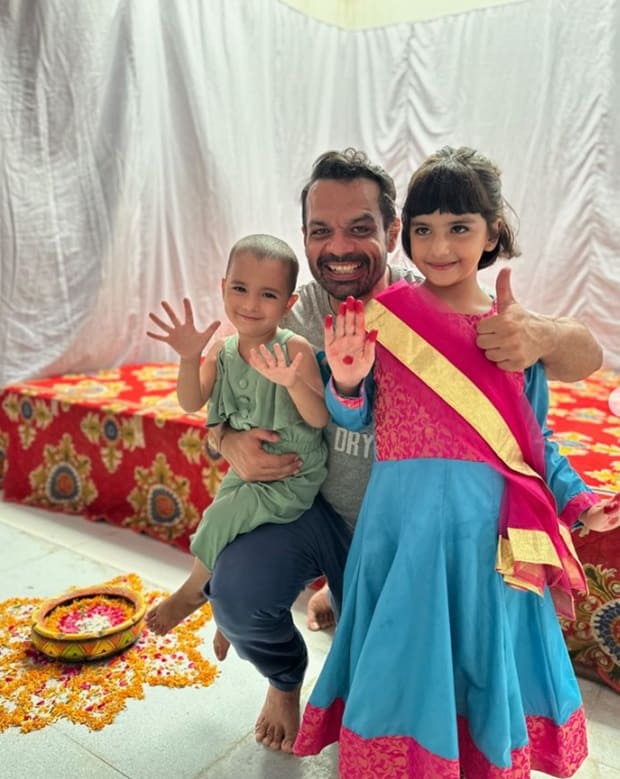 Gaurav Taneja daughters