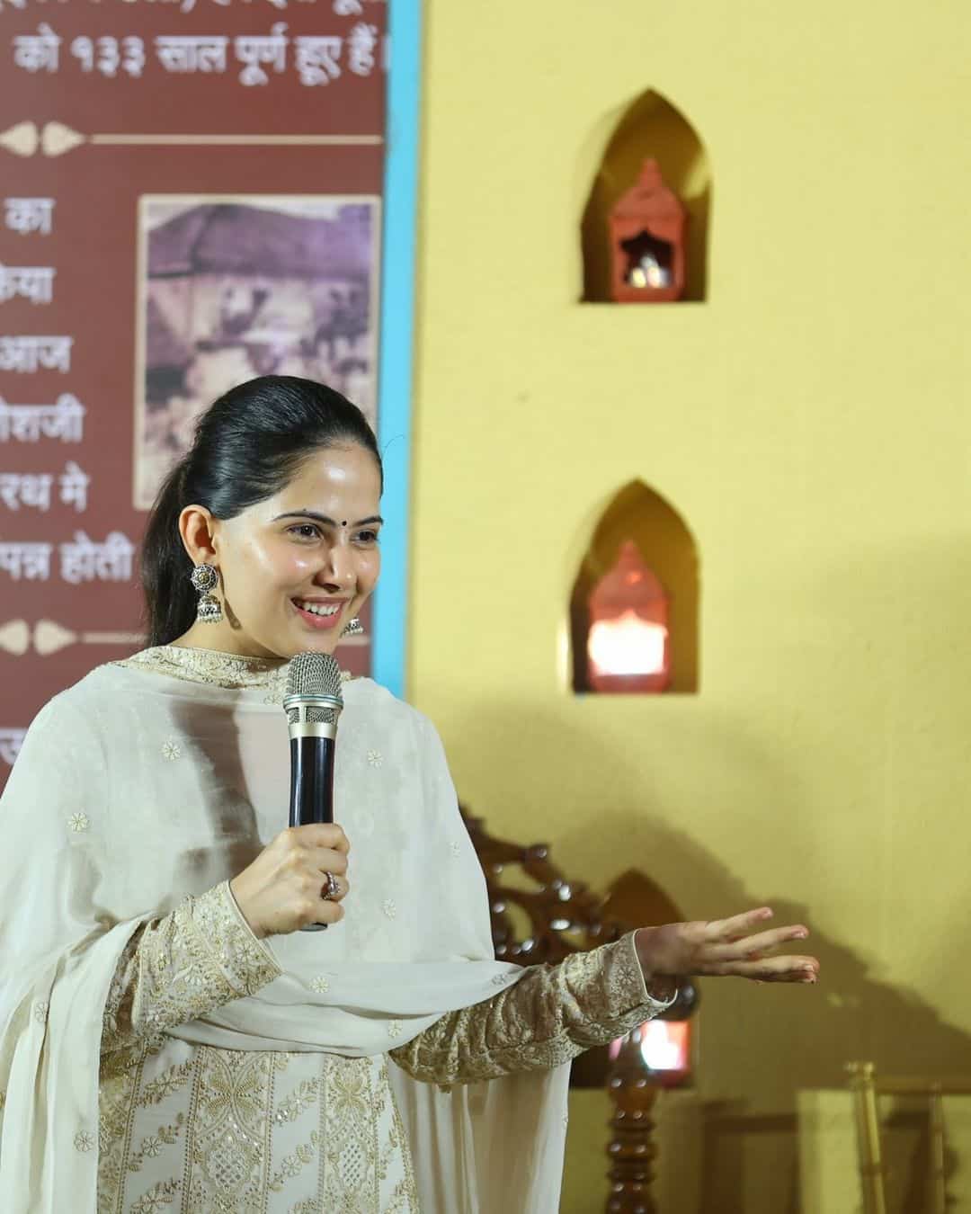 jaya-kishori