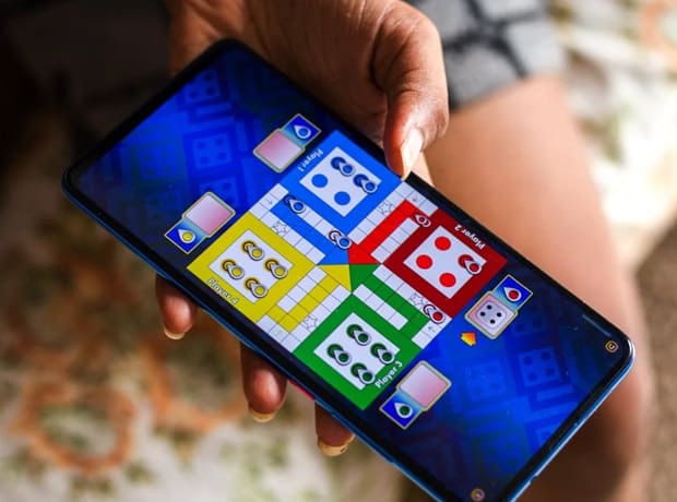 playing ludo on mobile