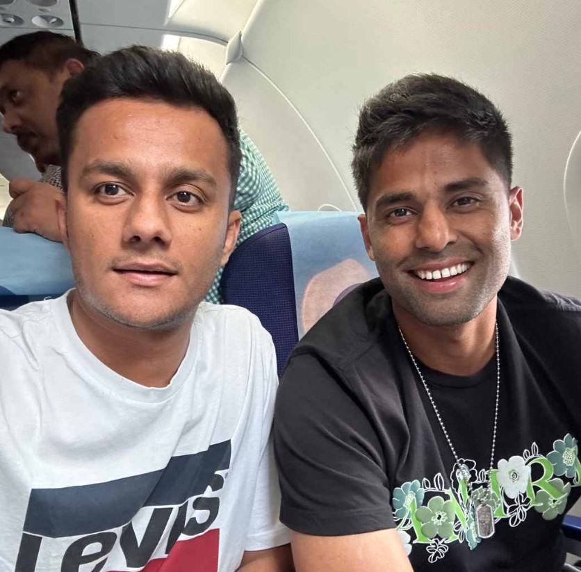 Prafull Billore with Suryakumar Yadav