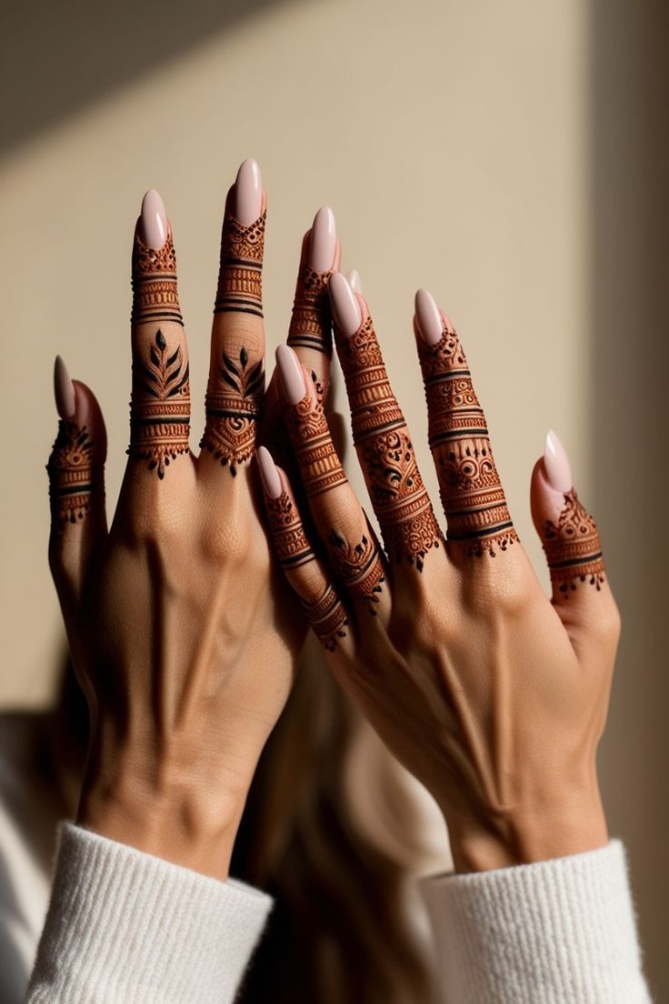 easy simple finger mehndi design