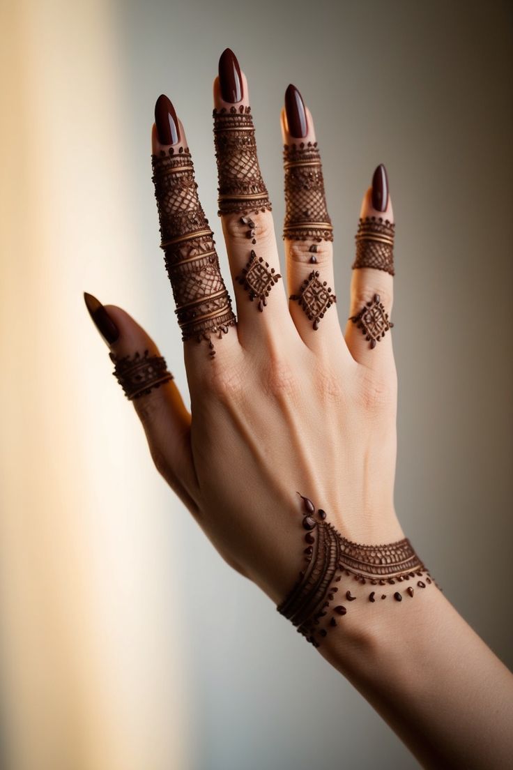 finger mehndi design