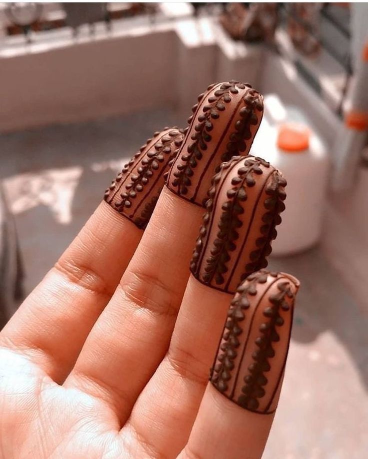 simple and easy finger mehndi