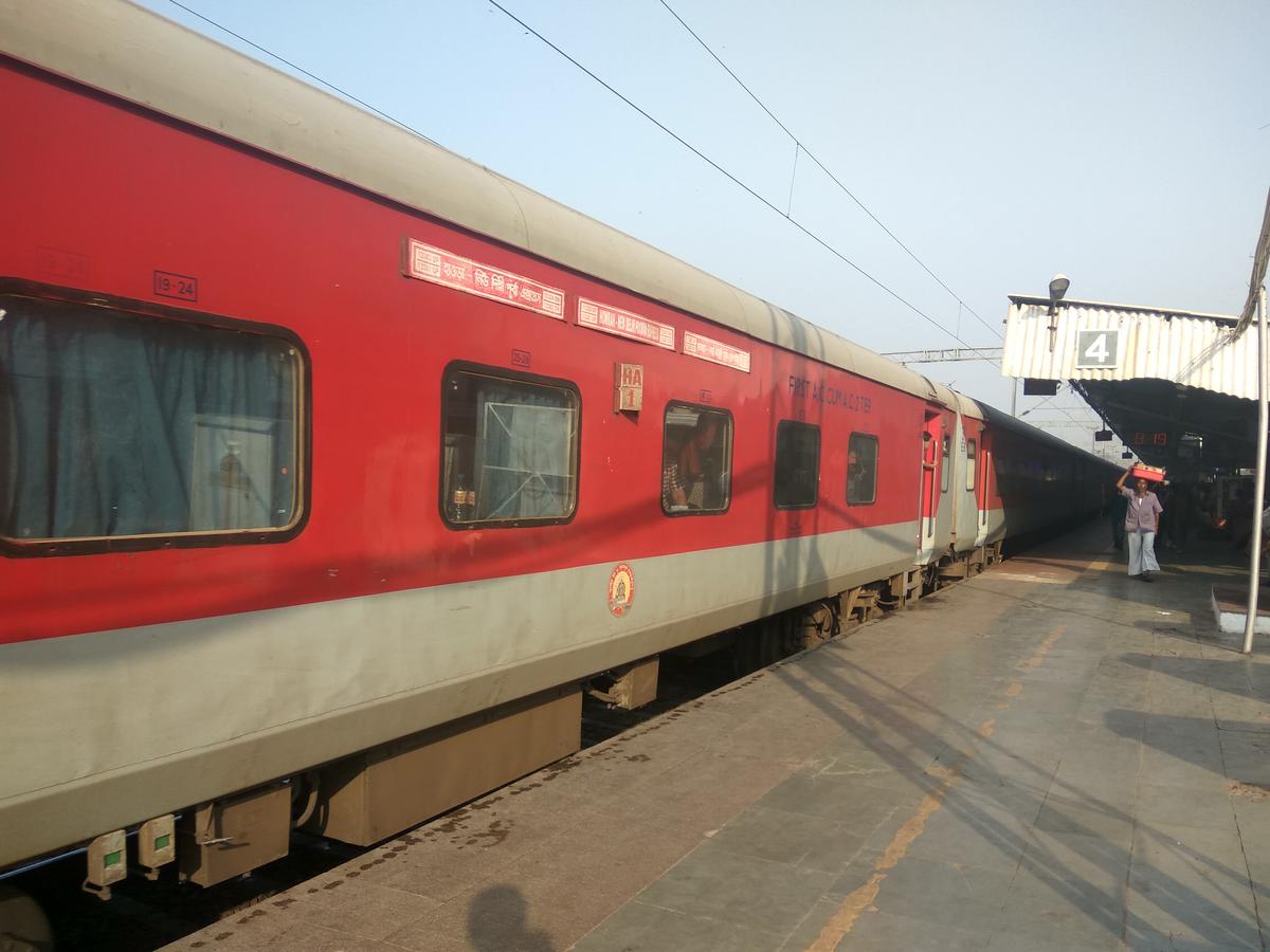 AC coach Poorva Express