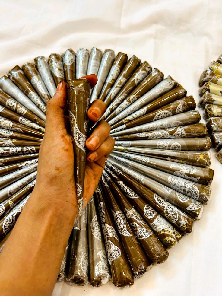 mehndi cones