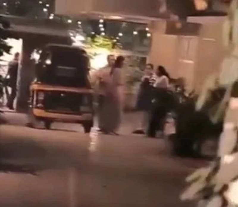 saif taken to hospitan in auto