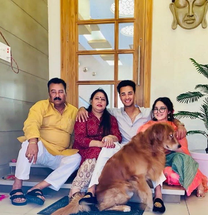 Abhishek Sharma family members