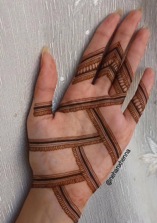 modern tattoo style menhdi