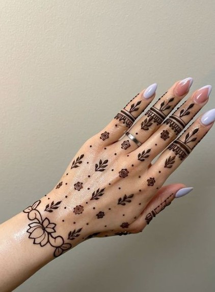 simple rose mehndi design
