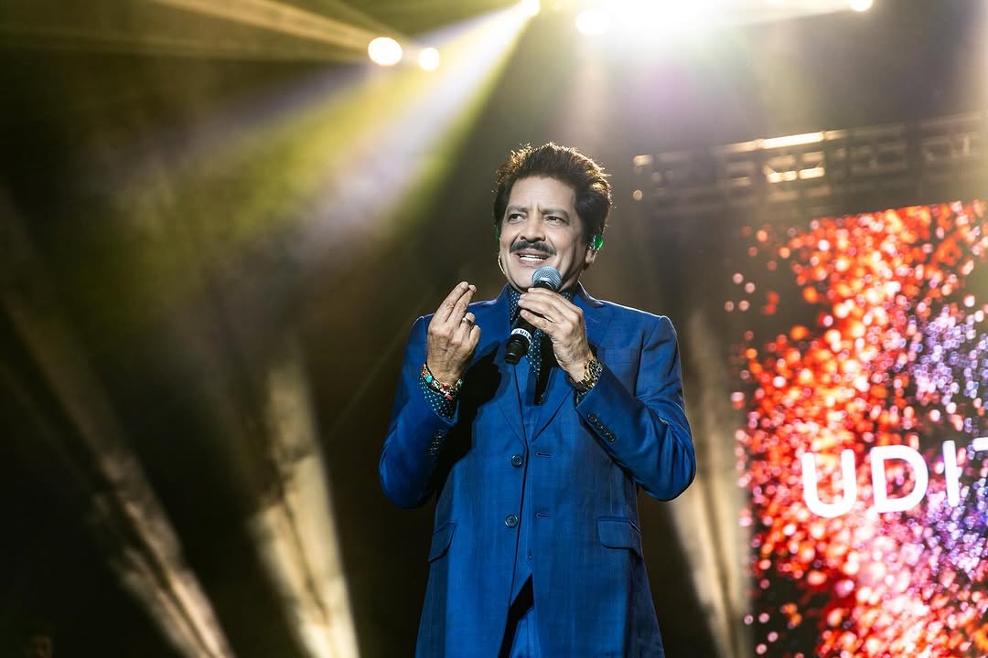 udit narayan during concert