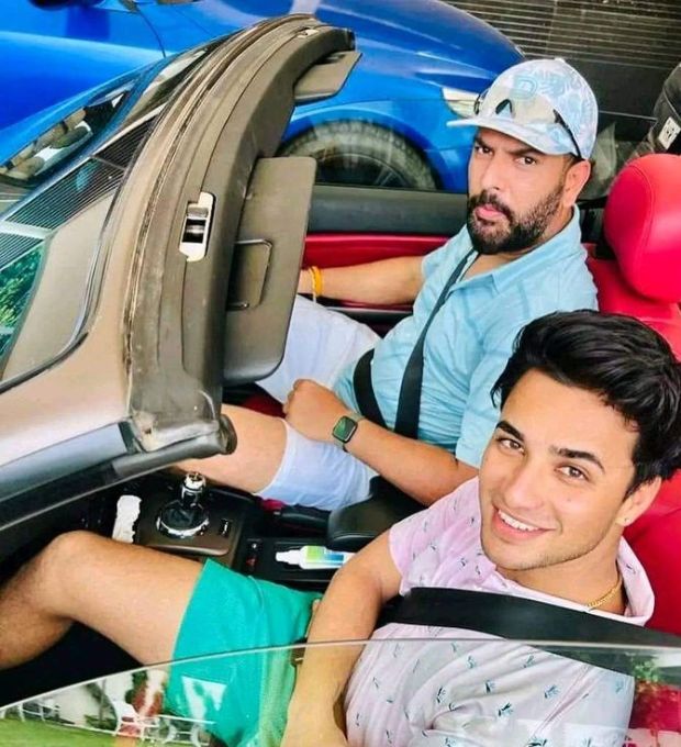 yuvraj singh mentoring abhishek sharma
