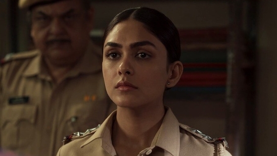 SI Shivani Mathur in Gumraah