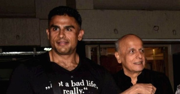 rahul bhatt with father mahesh bhatt