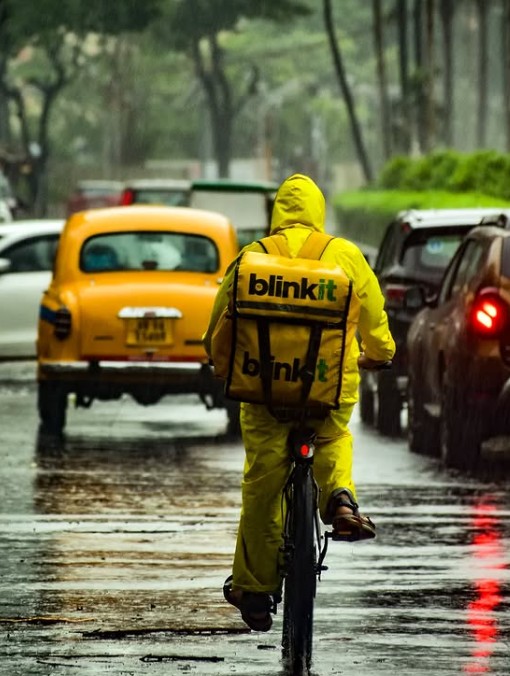 Blinkit rain surcharge