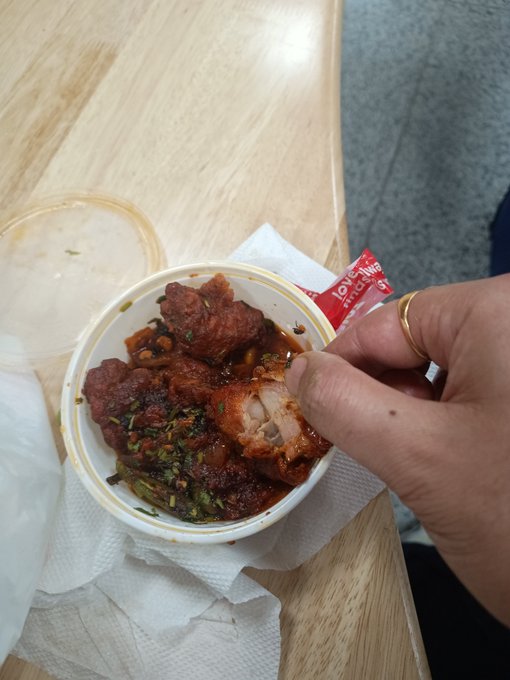 Zomato user receives chicken instead of paneer