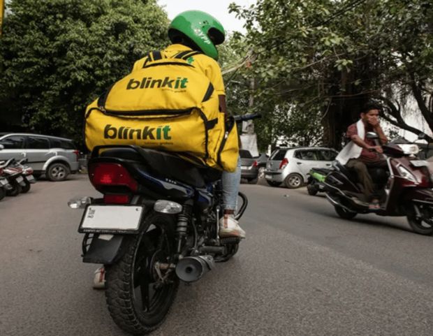 blinkit delivers expired bread