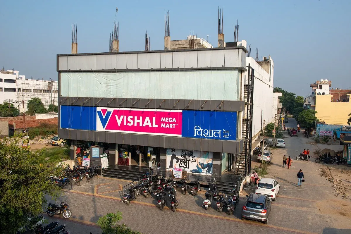 Vishal mega mart founder