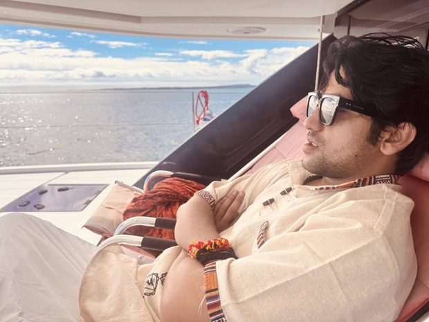 Bageshwar Baba in Gucci sunglasses