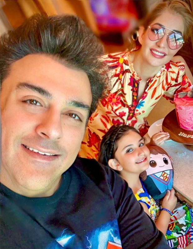adnan sami family