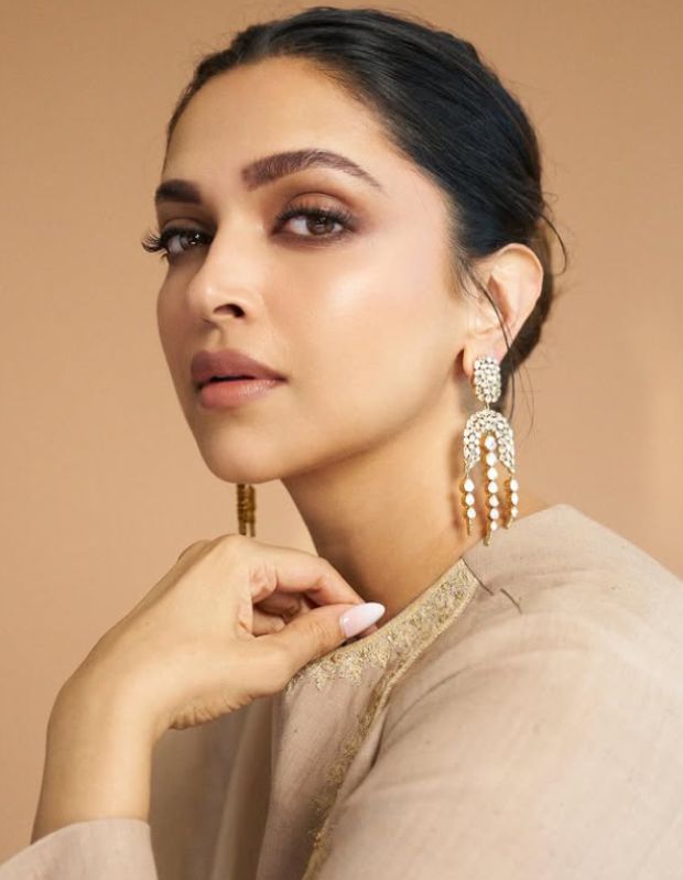deepika padukone first boyfriend