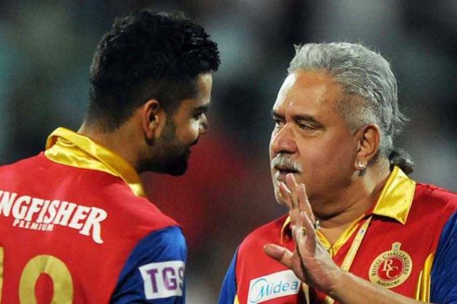 vijay mallya with Virat Kohli