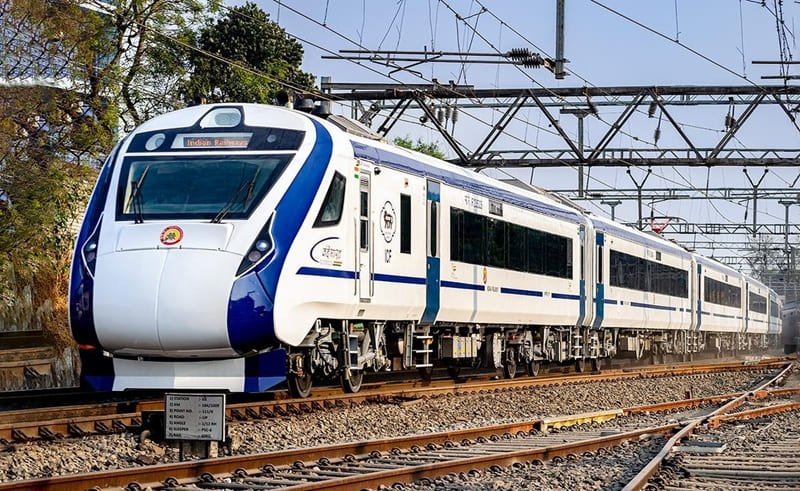 vande bharat train(1)