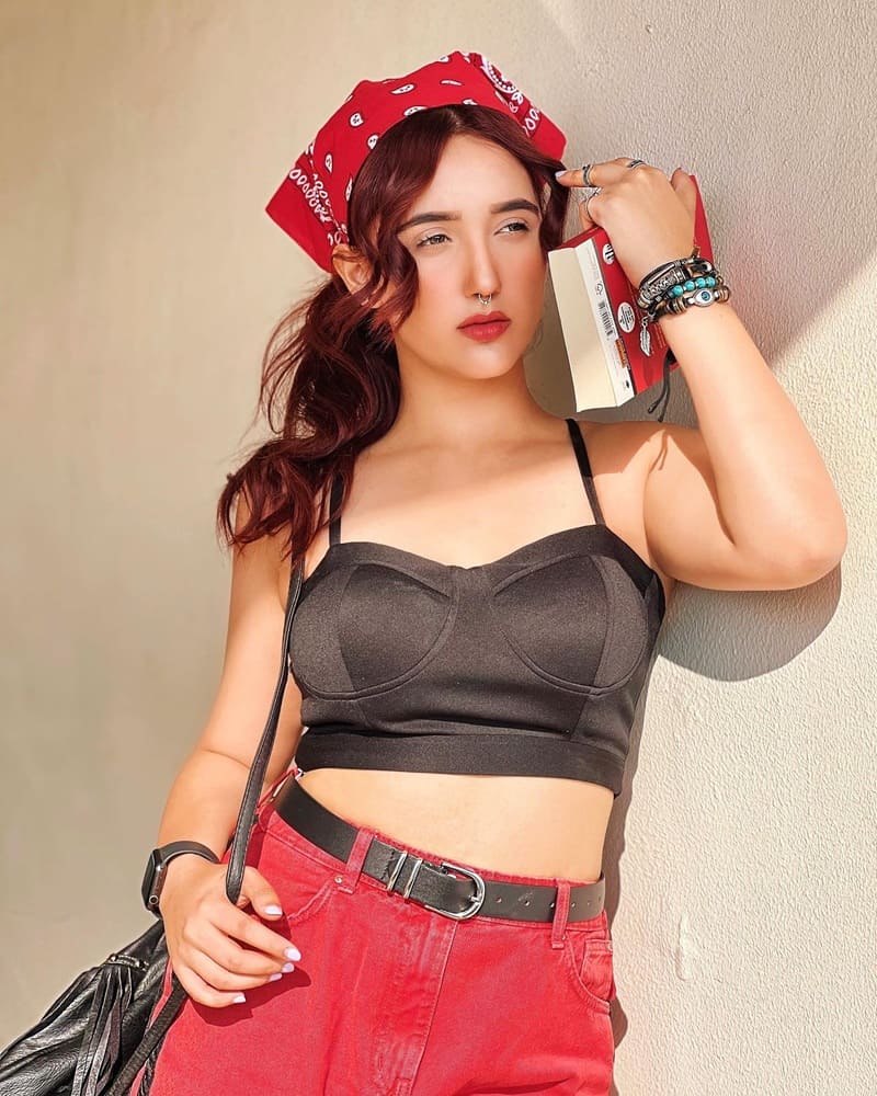Ashnoor Kaur Education