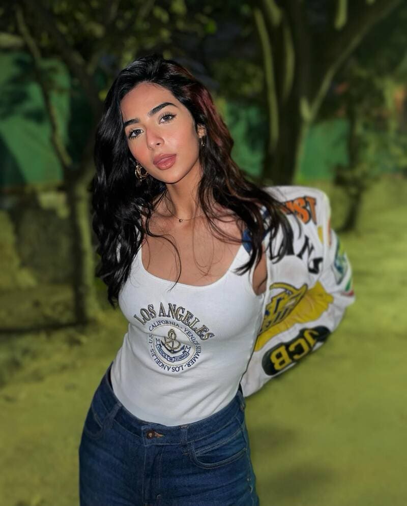 laila-faisal abhishek-sharma-girlfriend