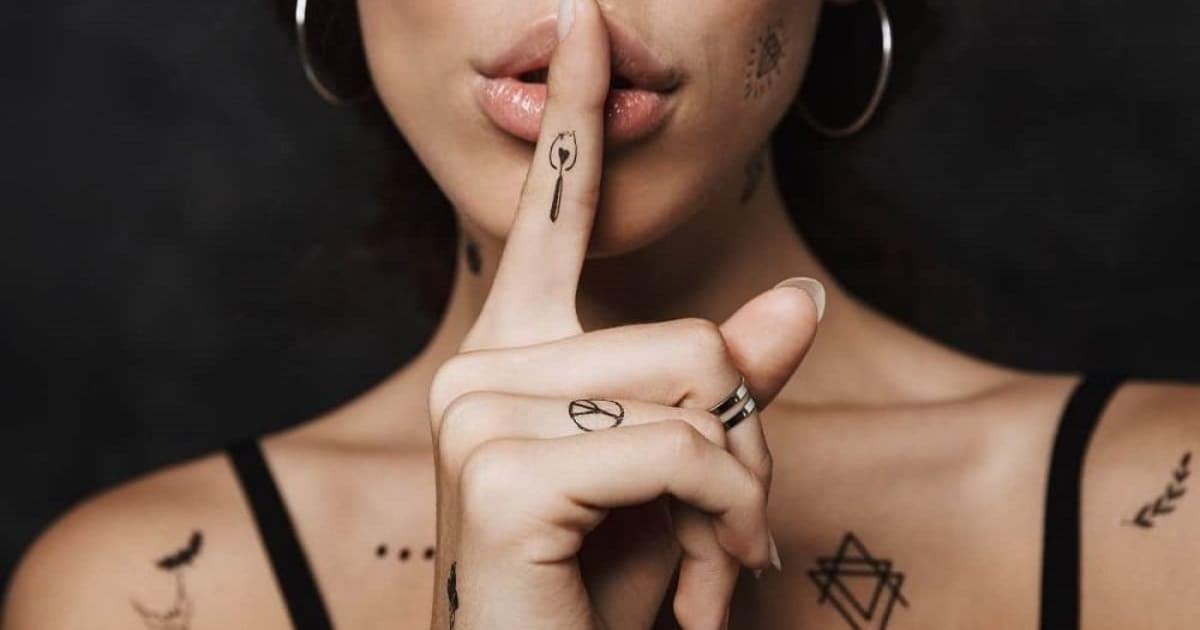 Finger Tattoos for Girls